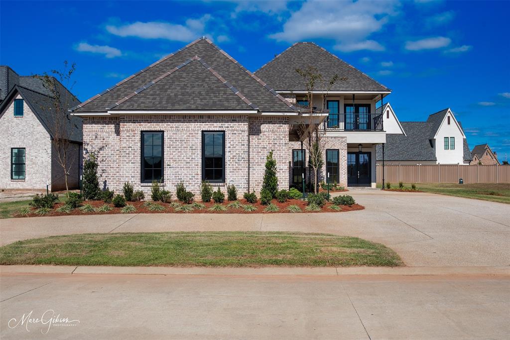 305 Nightfall Court Property Photo 1