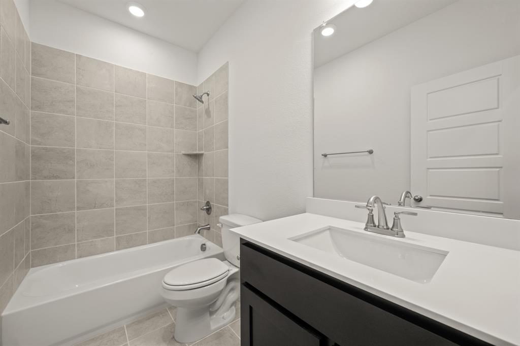 974 Reeves Drive Property Photo 33
