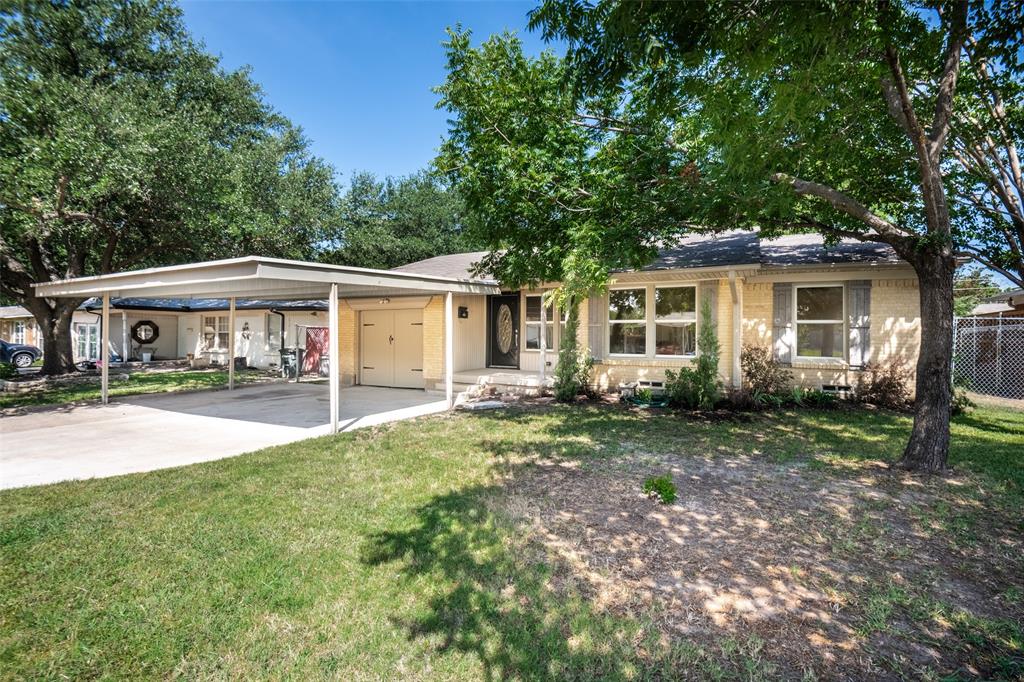 1431 Highland Street Property Photo 1