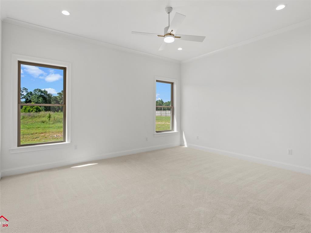 37 Turtle Creek Drive Property Photo 11