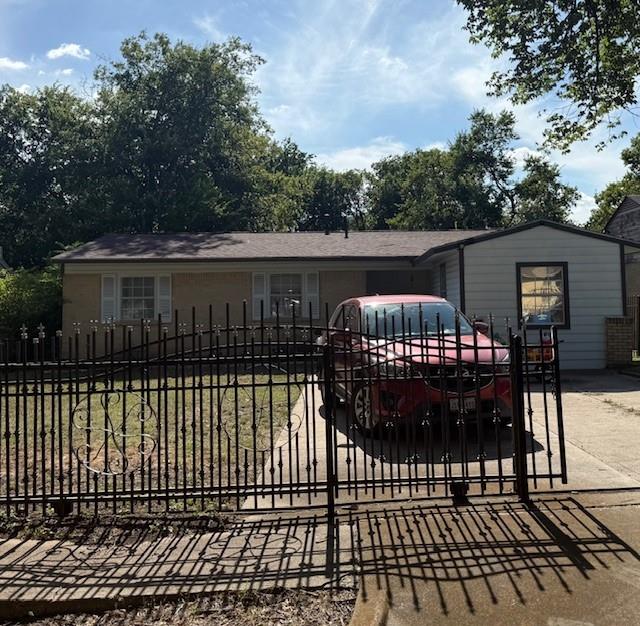 3413 Utah Avenue Property Photo 1