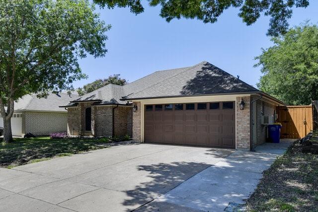 5917 Hilltop Drive Property Photo 2