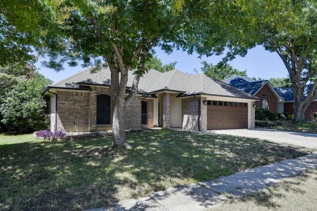 5917 Hilltop Drive Property Photo 3