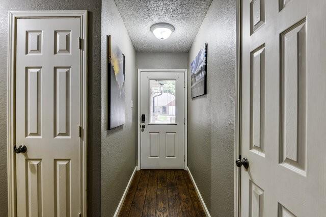 5917 Hilltop Drive Property Photo 5