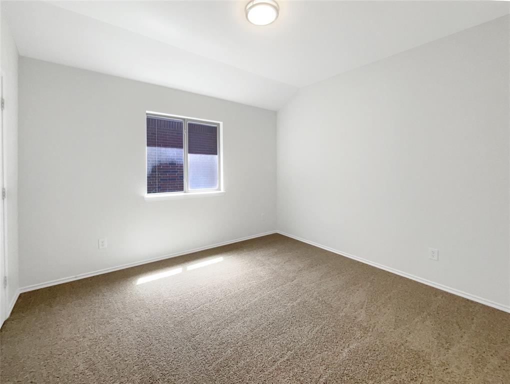 8804 Trailblazer Drive Property Photo 14