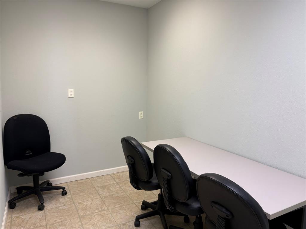 125 E Louisiana Avenue Property Photo 6