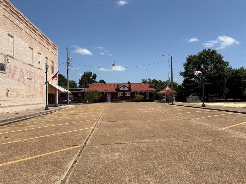 125 E Louisiana Avenue Property Photo 20