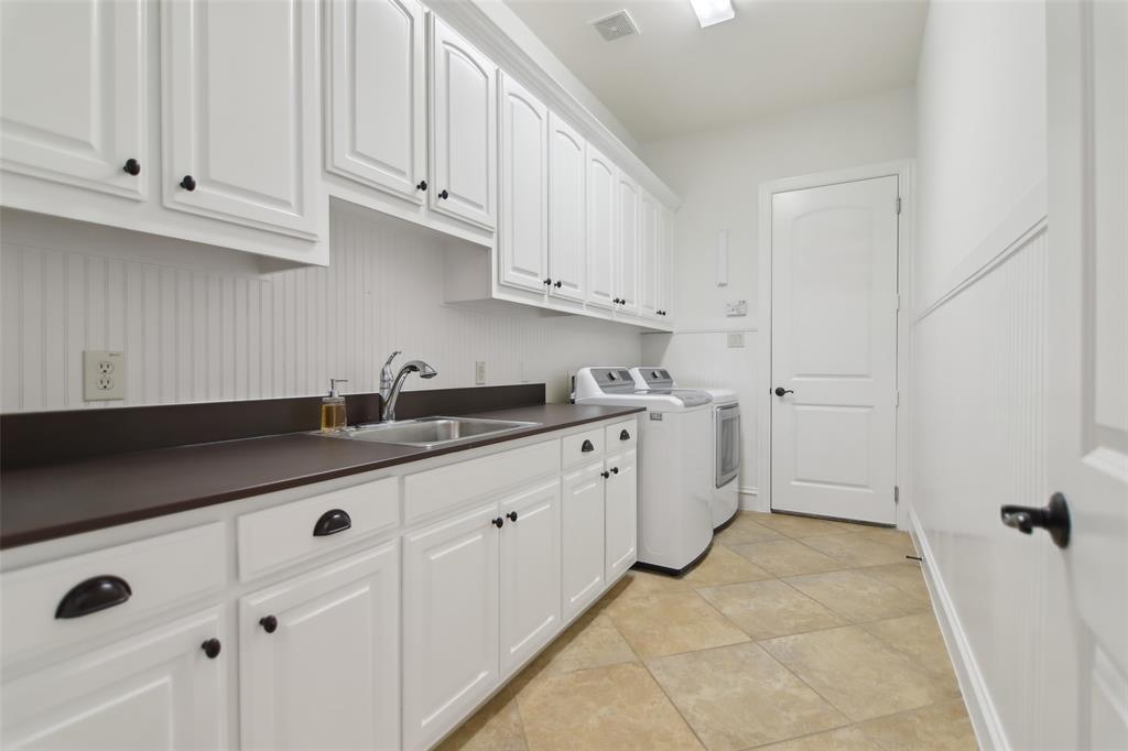 1030 Deer Run Lane Property Photo 25