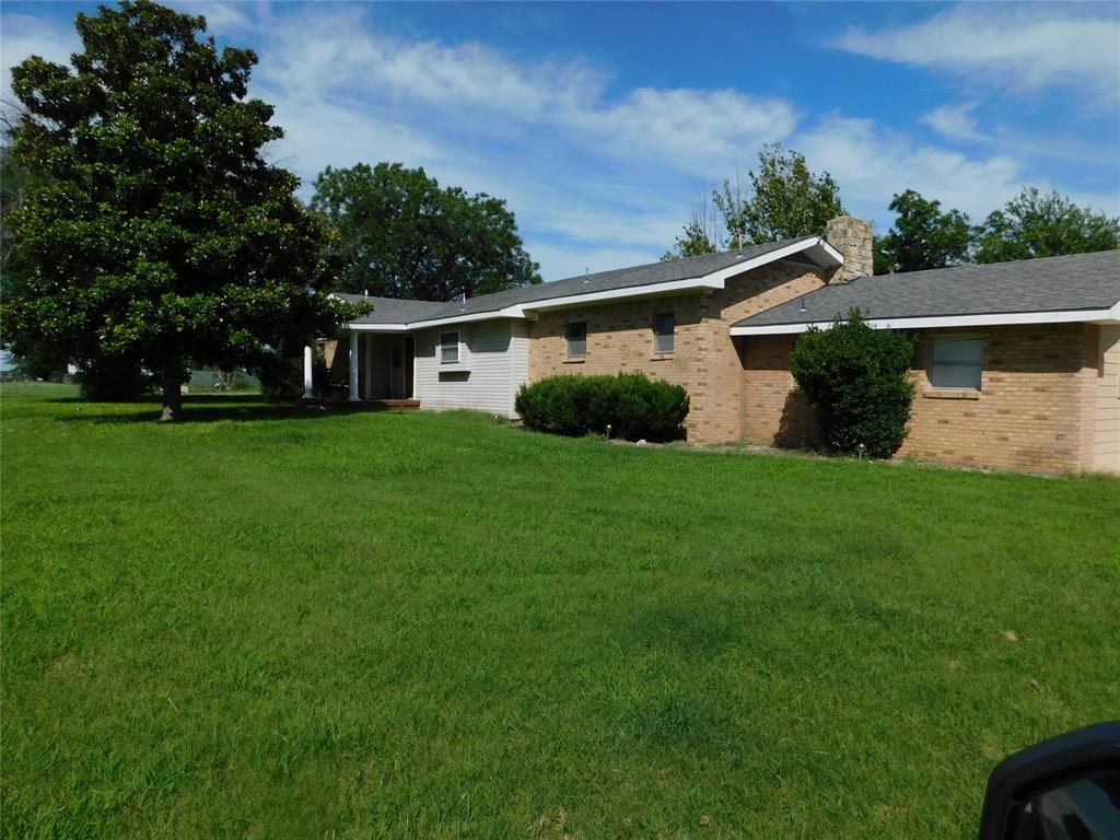 202 River Oaks Road Property Photo 1