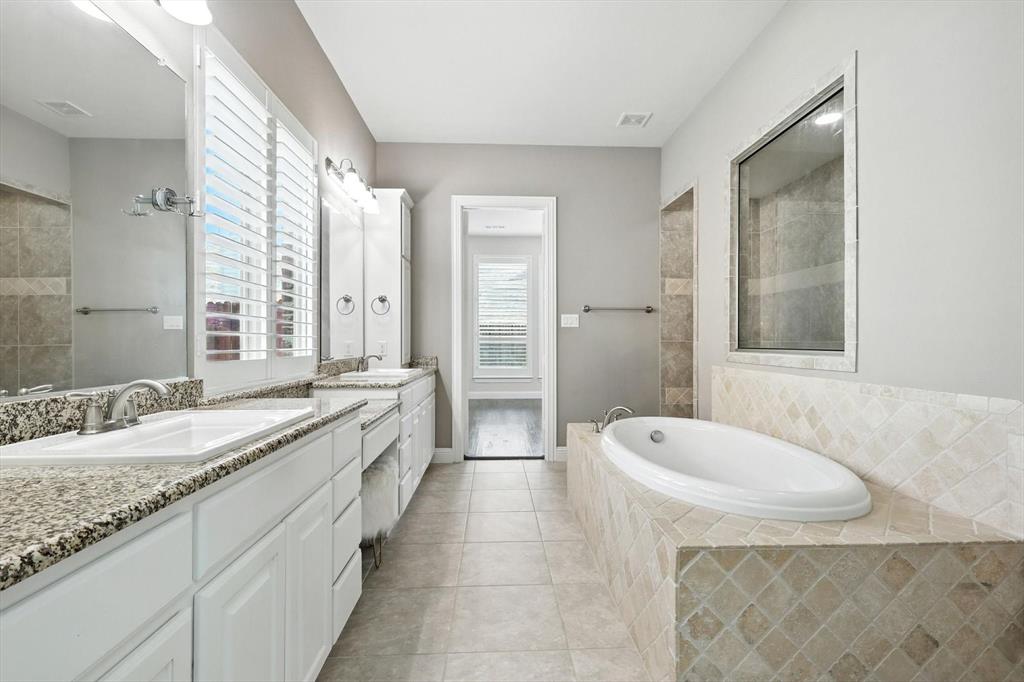 2416 Fieldlark Drive Property Photo 22