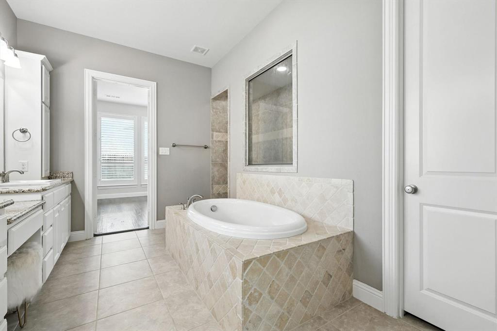 2416 Fieldlark Drive Property Photo 23