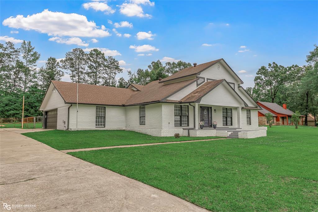 4131 Waller Drive Property Photo 1