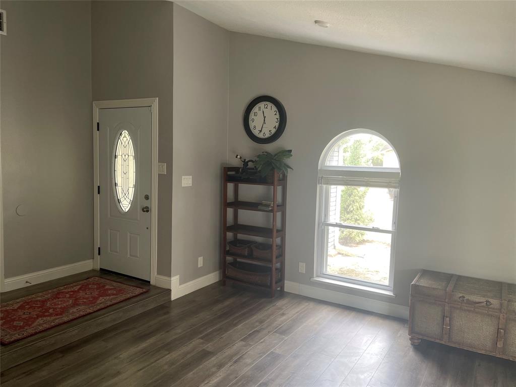 8508 Londonderry Lane Property Photo 17