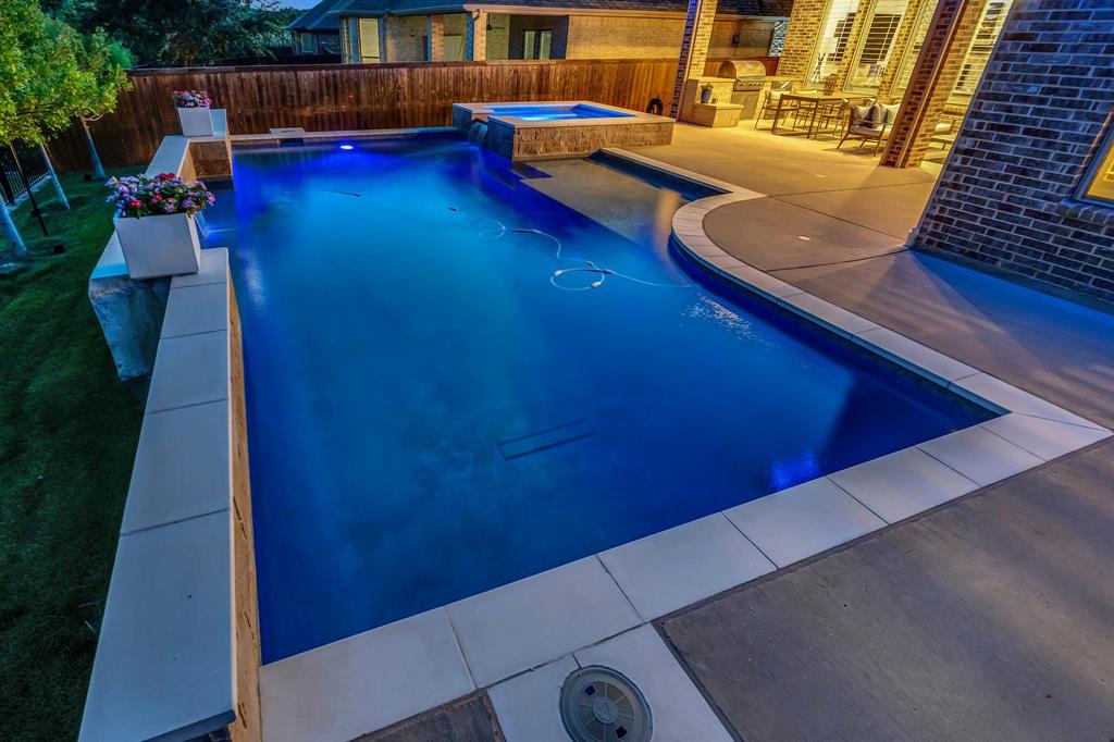 5216 Ravine Ridge Court Property Photo 1