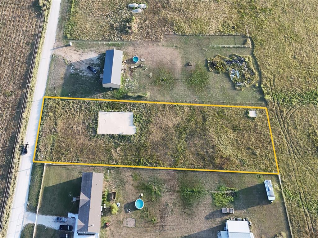 3920 County Road 200 Property Photo 1