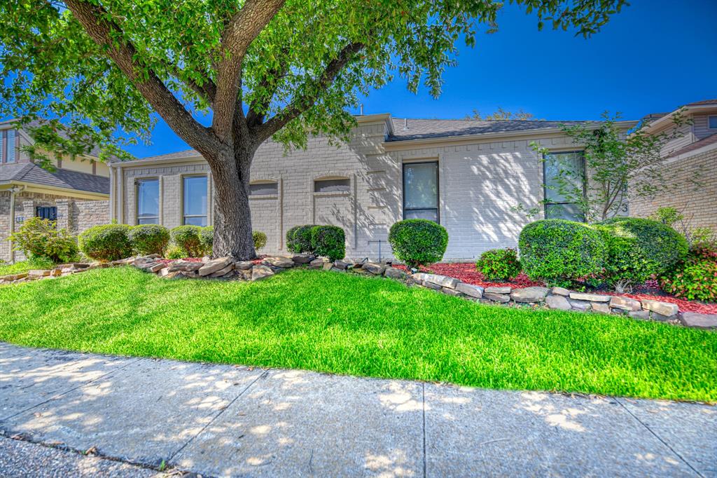 433 Tall Oaks Lane