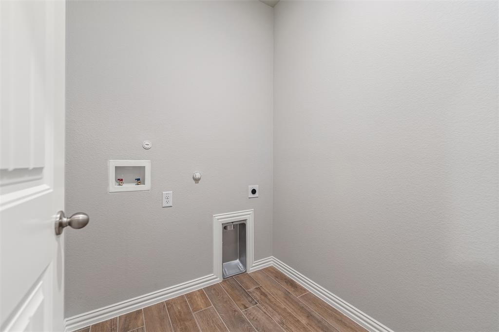 112 Aero Vista Drive Property Photo 12