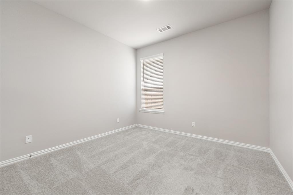 112 Aero Vista Drive Property Photo 14