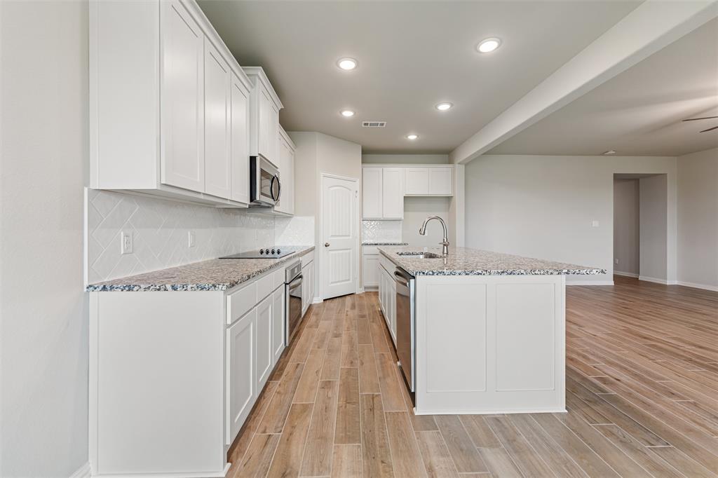 112 Aero Vista Drive Property Photo 17