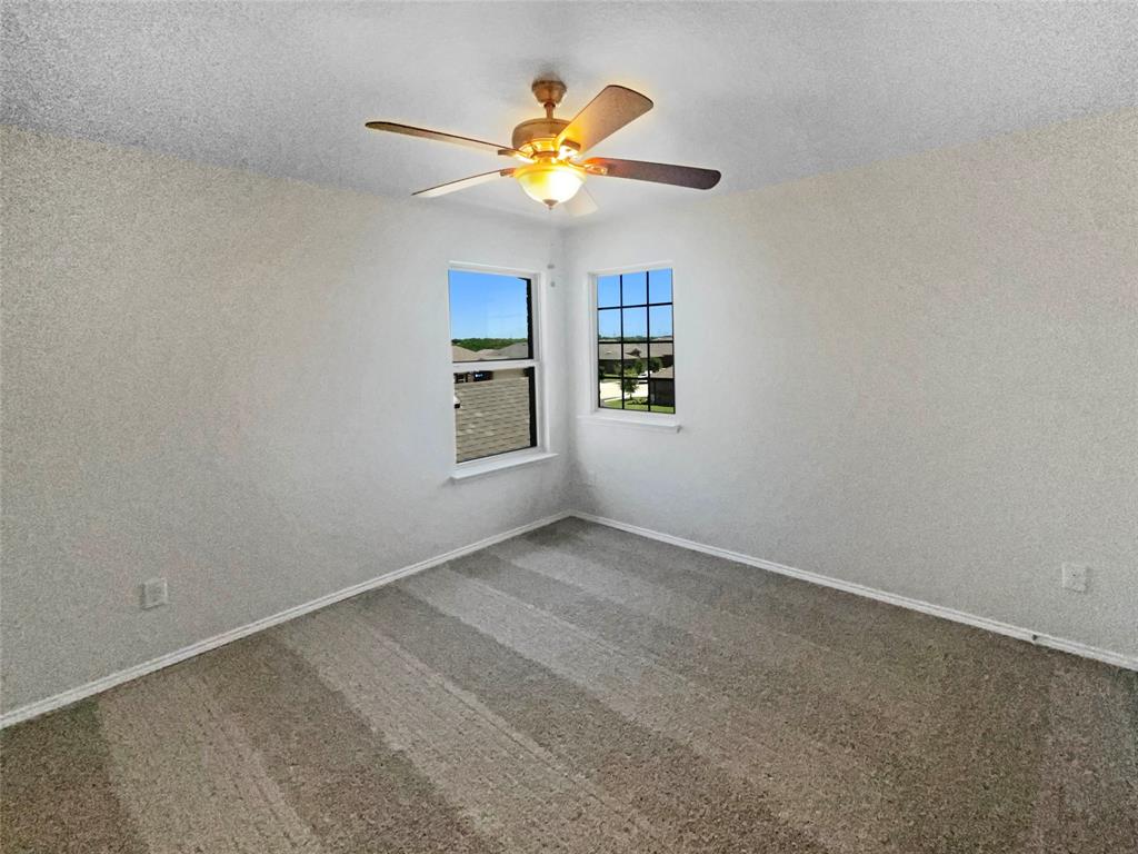 2548 Saldana Drive Property Photo 5
