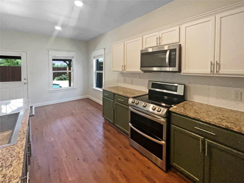 2548 Saldana Drive Property Photo 14