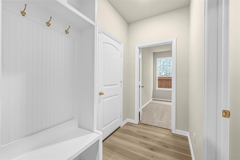 408 Pickett Creek Drive Property Photo 10