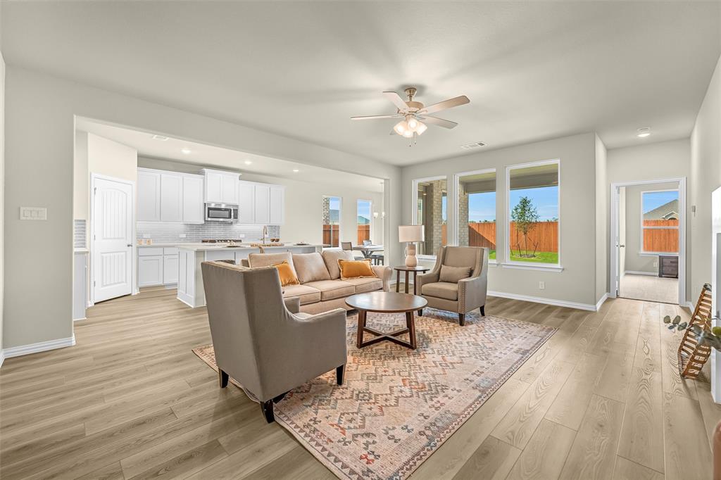 408 Pickett Creek Drive Property Photo 11