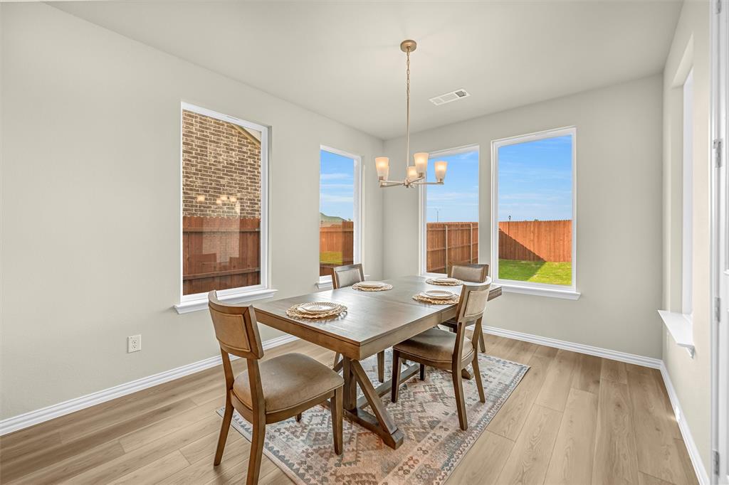 408 Pickett Creek Drive Property Photo 15