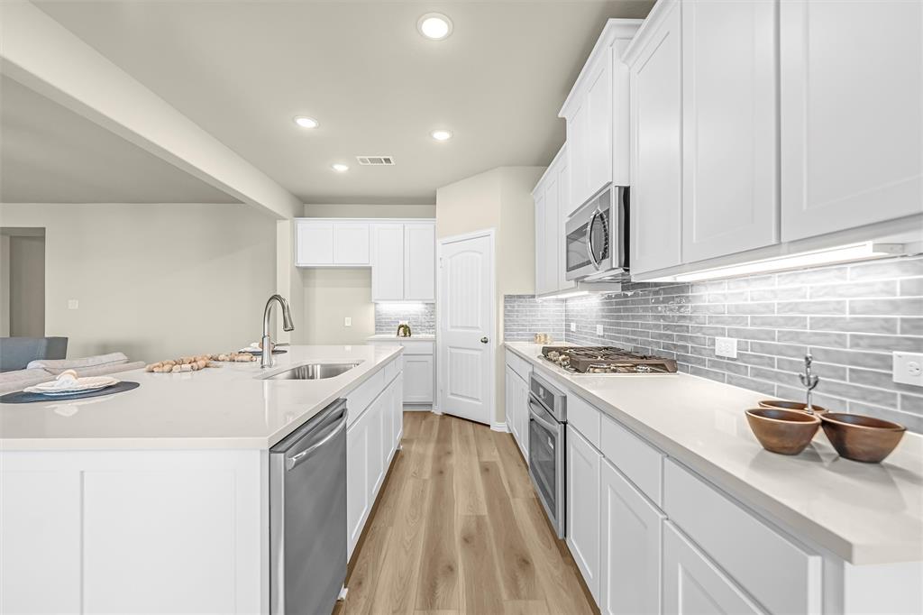 408 Pickett Creek Drive Property Photo 17