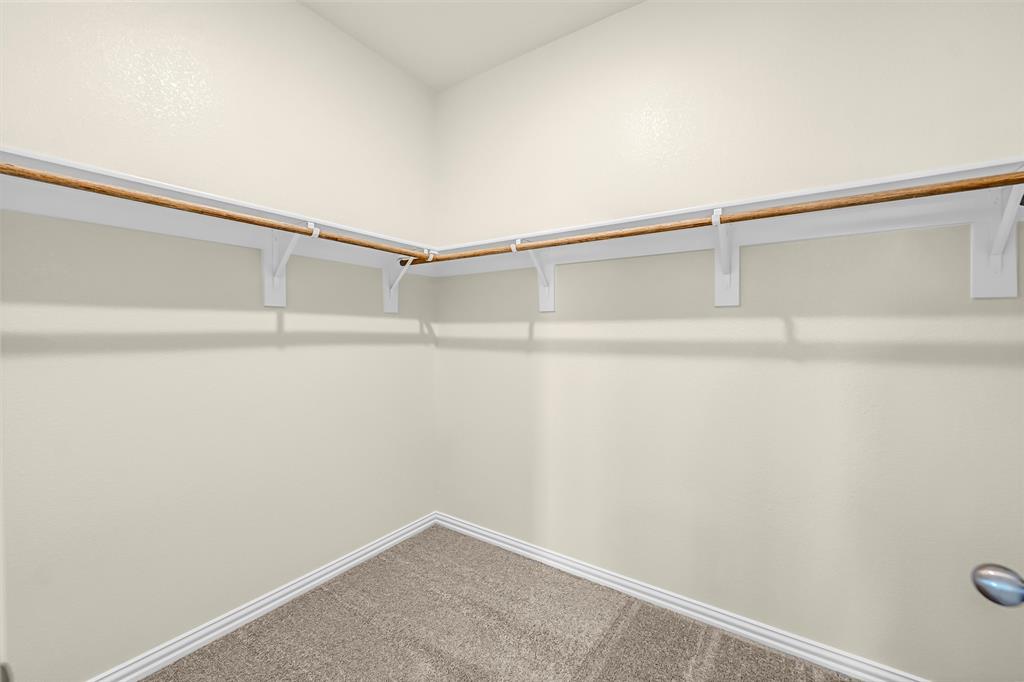 408 Pickett Creek Drive Property Photo 23