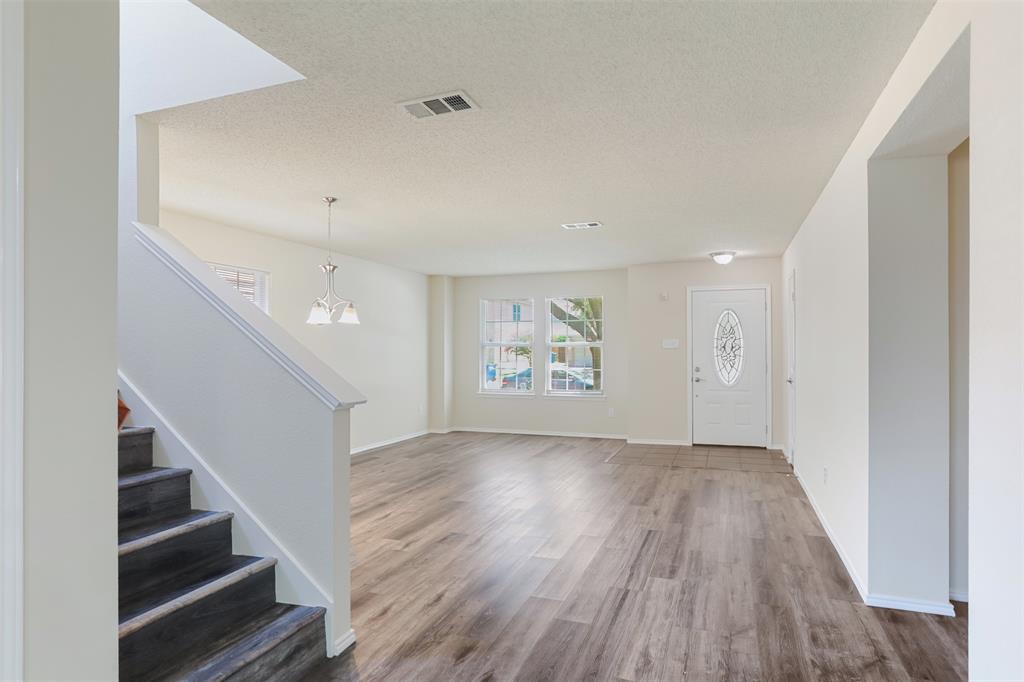 2513 Tan Oak Drive Property Photo 12