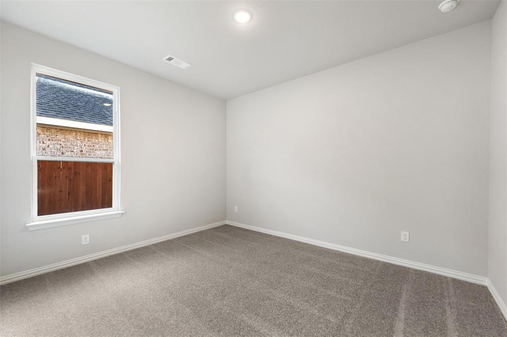 445 Pickett Creek Drive Property Photo 10