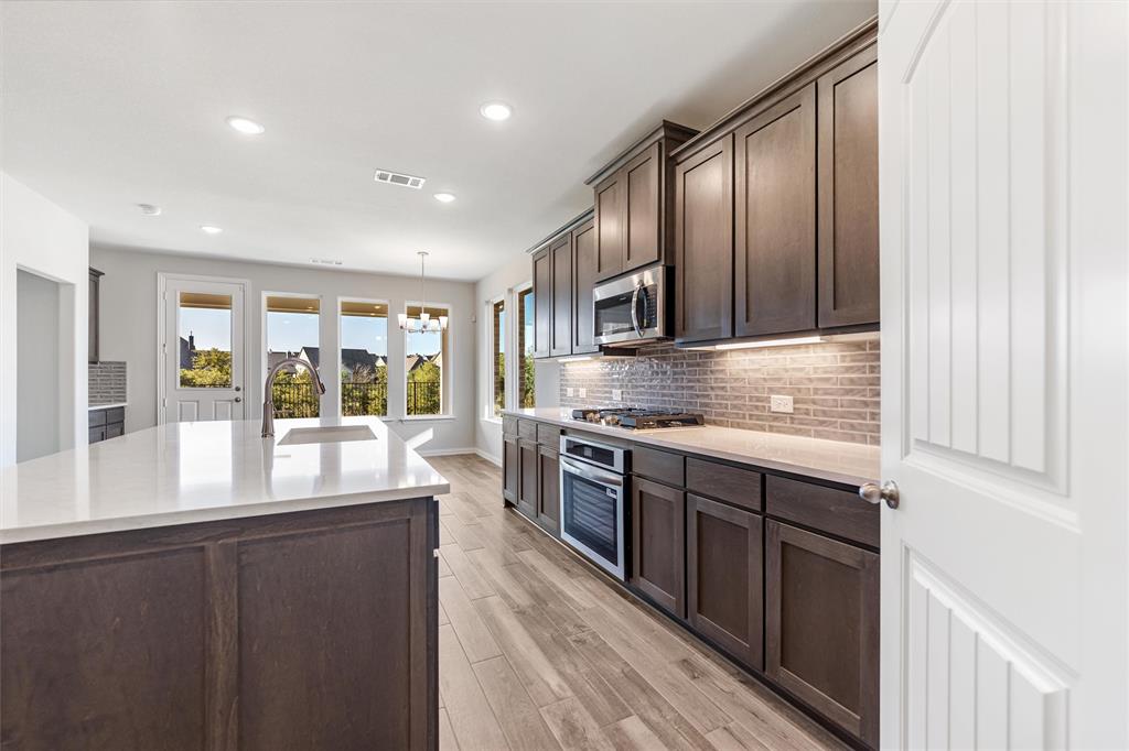 445 Pickett Creek Drive Property Photo 19