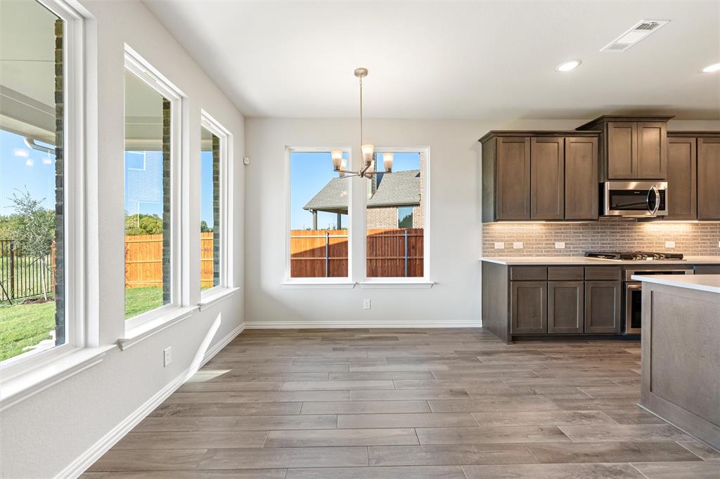 445 Pickett Creek Drive Property Photo 23