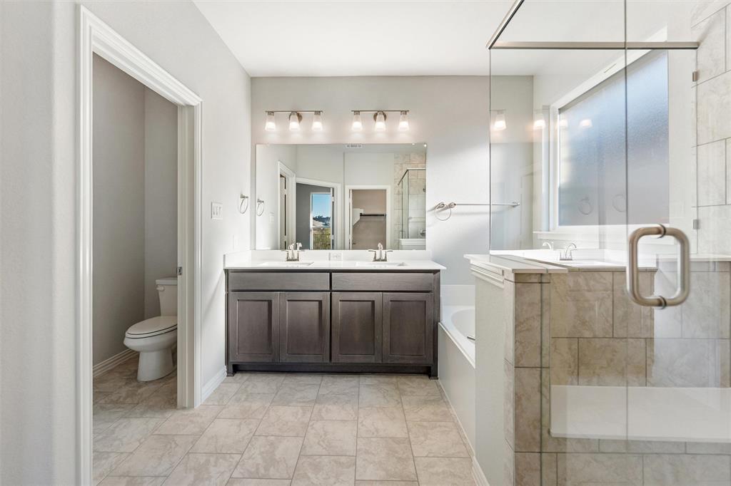 445 Pickett Creek Drive Property Photo 30