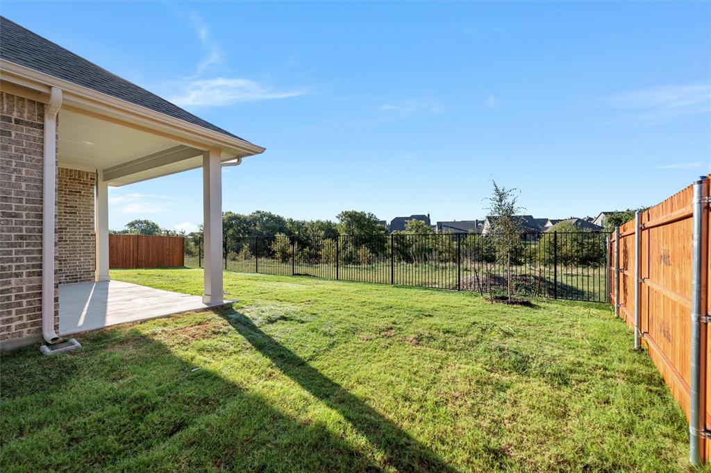 445 Pickett Creek Drive Property Photo 39