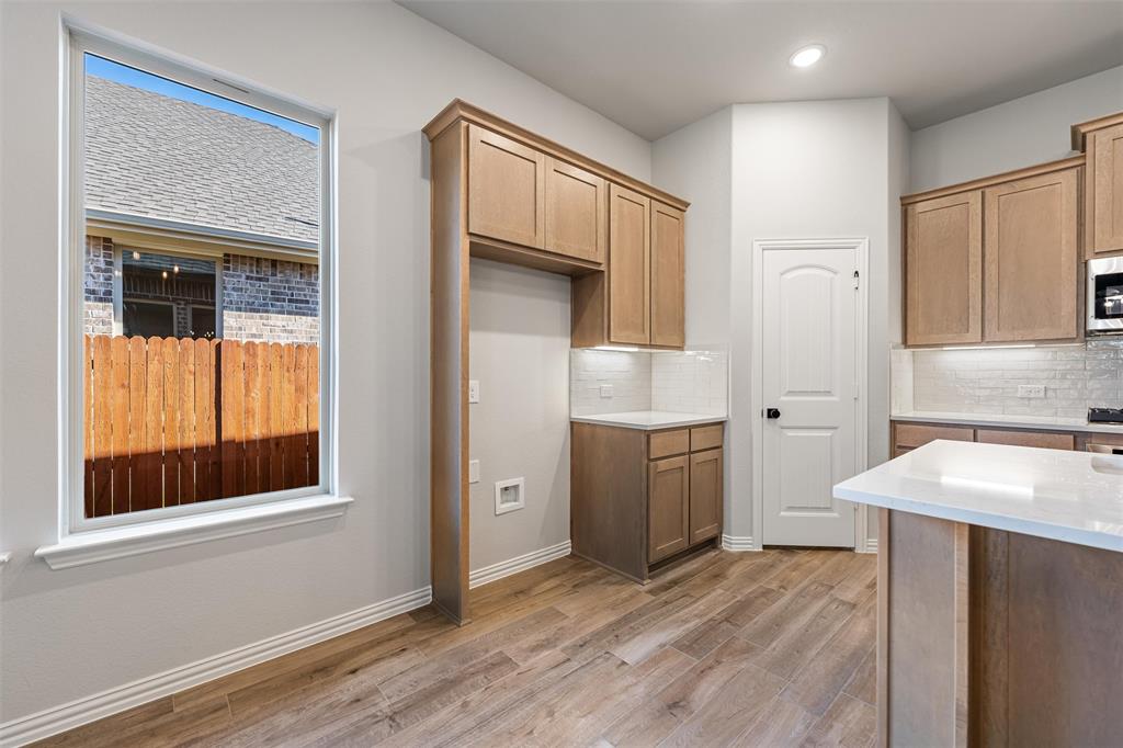 513 Pickett Creek Drive Property Photo 12