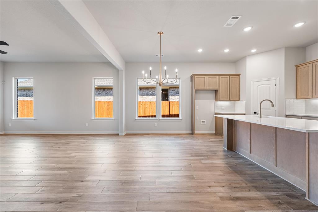 513 Pickett Creek Drive Property Photo 15