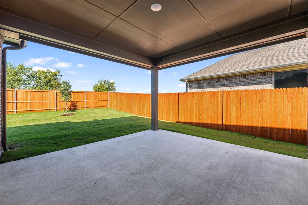 513 Pickett Creek Drive Property Photo 30