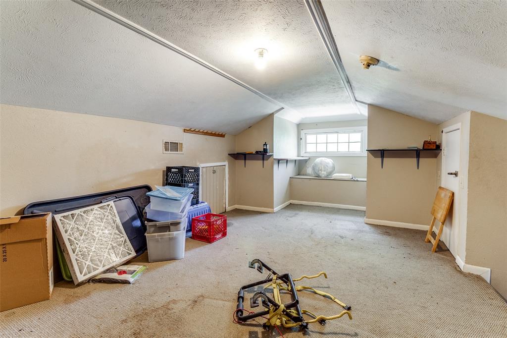 4916 Junius Street Property Photo 21