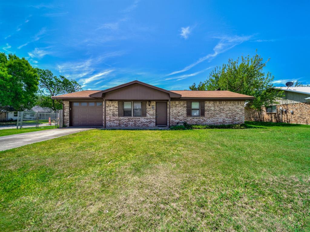 202 Southland Drive Property Photo 1