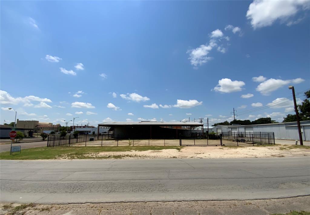 405 E Commerce Street Property Photo 11
