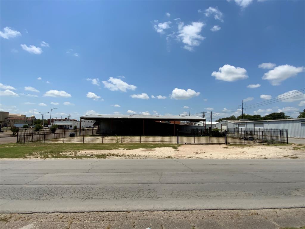 405 E Commerce Street Property Photo 12