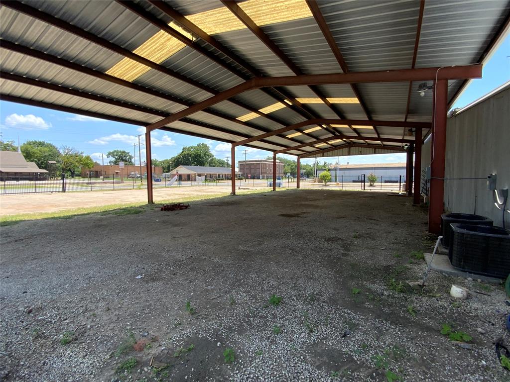405 E Commerce Street Property Photo 20