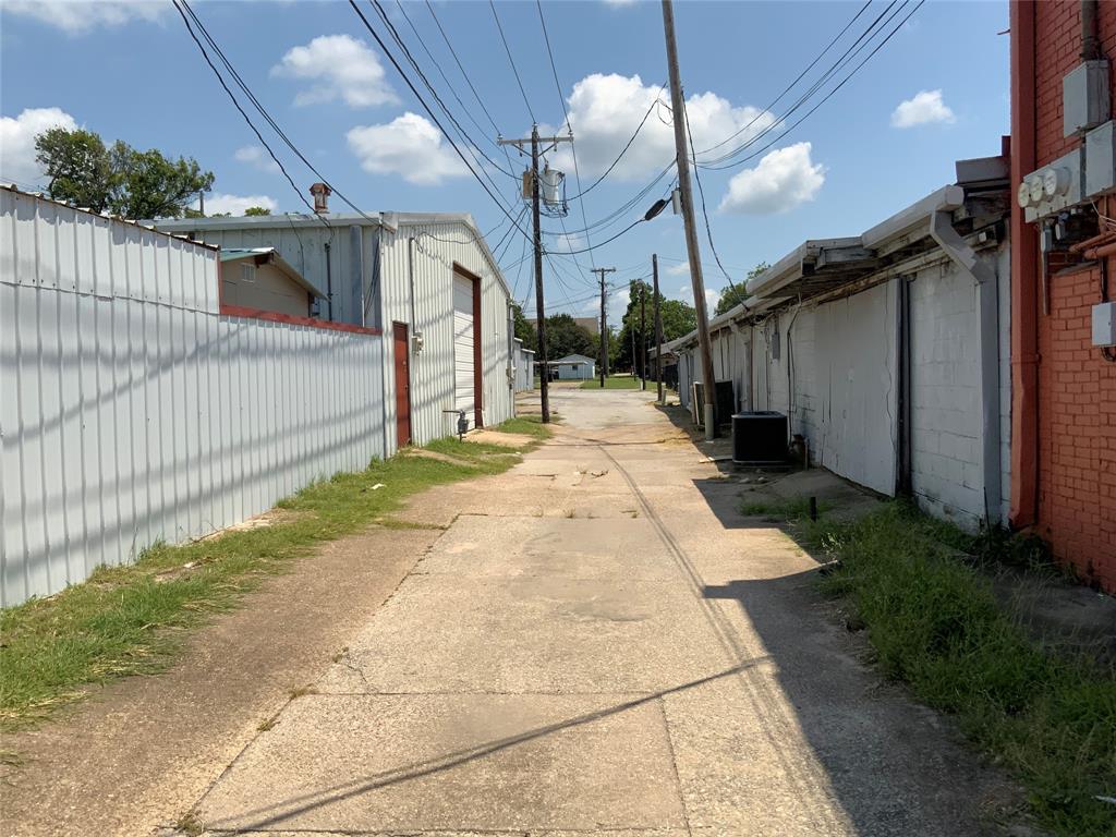 405 E Commerce Street Property Photo 23