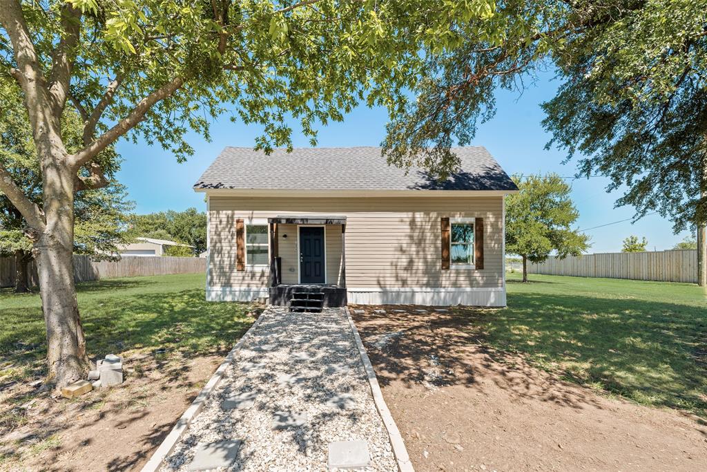 104 College Street Property Photo 1