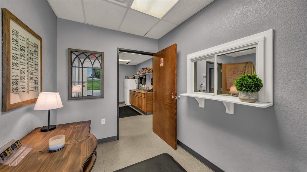 1310 N Cresson Highway Property Photo 3