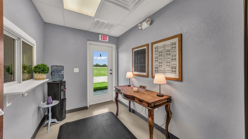 1310 N Cresson Highway Property Photo 4