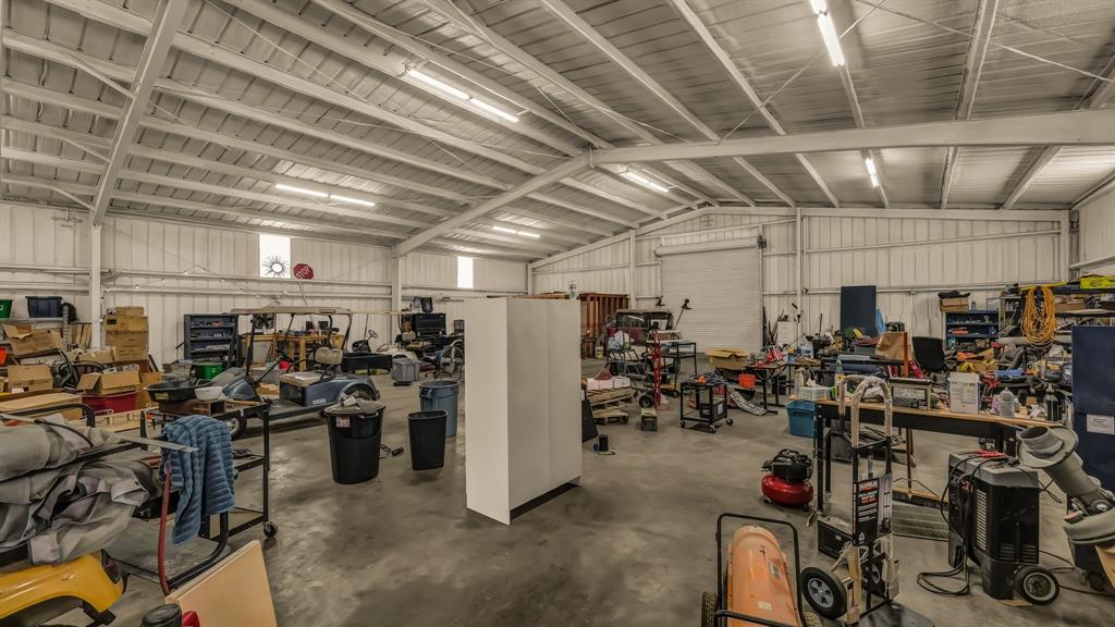 1310 N Cresson Highway Property Photo 17