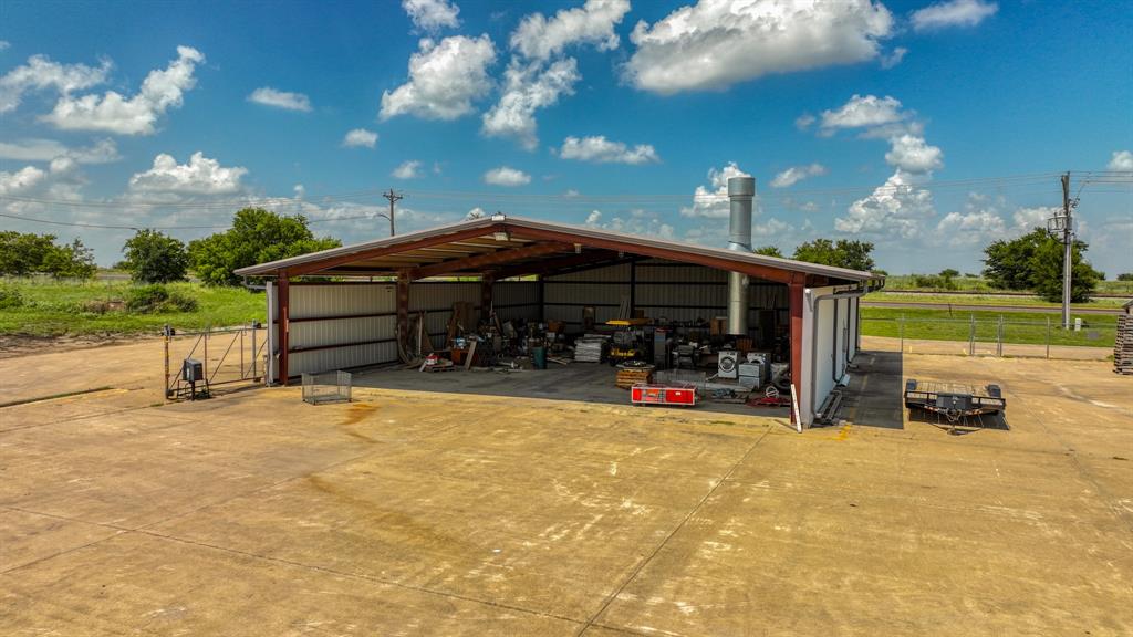 1310 N Cresson Highway Property Photo 25